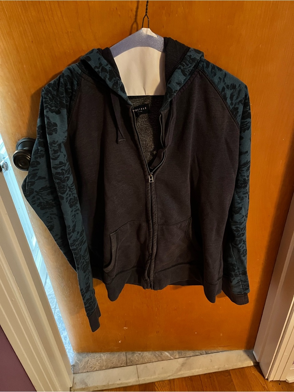 Y2K vintage Aeropostale Zip Hoodie with Teal Camo Sleeves
